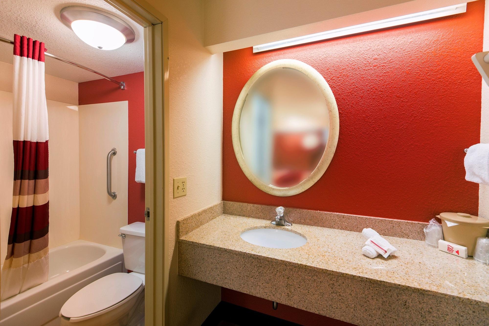 Red Roof Inn St Clairsville - Wheeling West St. Clairsville Extérieur photo